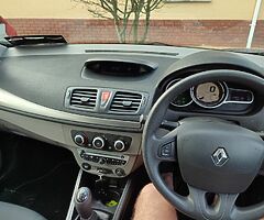 Renault fluence 2011 - Image 7/10