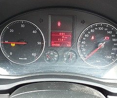 Volkswagen golf - Image 4/6