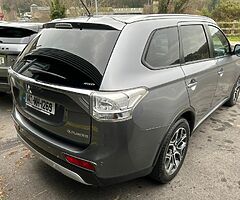 2014 Mitsubishi Outlander 2.2 DI-D GX3 4WD 148 BHP 7 SEATS - Image 6/10