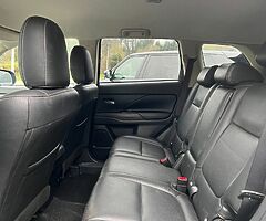 2014 Mitsubishi Outlander 2.2 DI-D GX3 4WD 148 BHP 7 SEATS - Image 9/10