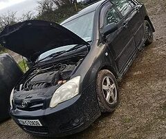 T3 Toyota Corolla breaking