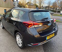 2016 Toyota Auris - Image 6/10
