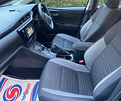 2016 Toyota Auris - Image 8/10