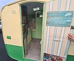 1960's Knowsley Vintage Caravan - Image 10/10