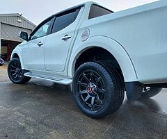 2018 Mitsubishi L200 barbarian - Image 5/10