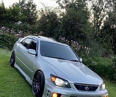 Anyone have v2.  Silver    Or trd back lip.  Ducktail /high rise