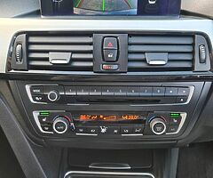 2013 BMW Series 3 - Image 8/10