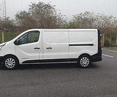 WE BUY AND SELL ALL TYPES OF COMMERCIAL VEHICLES - Image 6/10