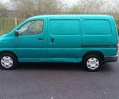 WE BUY AND SELL ALL TYPES OF COMMERCIAL VEHICLES - Image 6/9