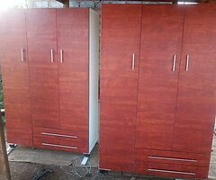 4 doors wardrobe and 3 doors and 2 doors - Image 4/10