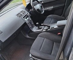 Volvo v50 2010 - Image 5/9