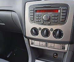 2010 Ford Focus - Image 4/10