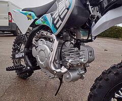 2021 Stomp Minipit - Image 3/6