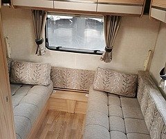 2012 Late 2012 Coachman Amara 550  5 Berth - Image 7/10