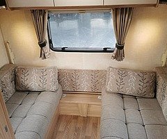 2012 Late 2012 Coachman Amara 550  5 Berth - Image 10/10