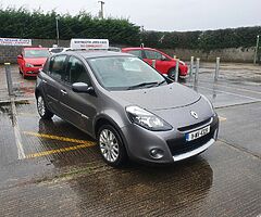 2011 Renault Clio 1.1 High Spec Bluetooth sat nav