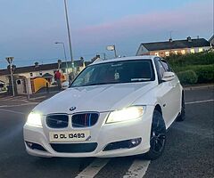 BMW E90