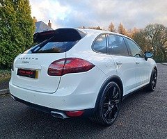2011 Porsche Cayenne - Image 3/10
