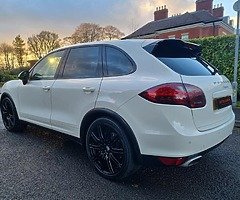 2011 Porsche Cayenne - Image 5/10