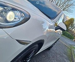 2011 Porsche Cayenne - Image 9/10