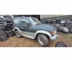 Rare Mitsubishi pajero mk2 3.0 v6 petrol project - Image 6/8