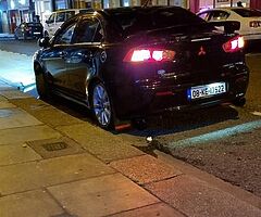 Mitsubishi lancer