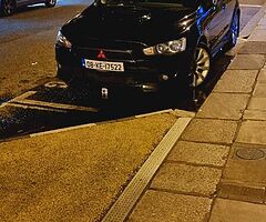 Mitsubishi lancer