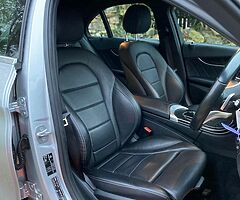 Mercedes Benz C220 AMG 2018 - Image 3/8