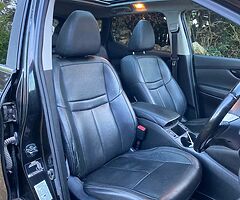 Nissan Qashqai 2017 - Image 7/10