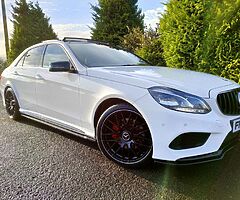 2014 Mercedes-Benz E220 CDI AMG LINE *PAN ROOF*