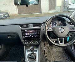 2020 Skoda Octavia - Image 7/10