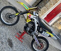 Suzuki rmz 250 2015