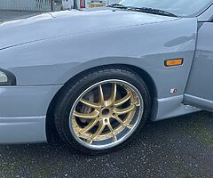 1995 Nissan Skyline - Image 3/8