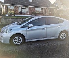 Toyota Prius Hybrid 2012 - Image 6/10