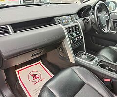 2016 Land Rover Discovery Sport - Image 9/10