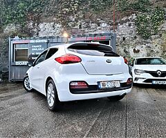 2016 Kia Pro-Ceed - Image 5/10