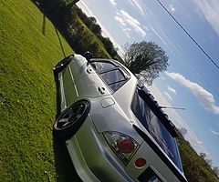 ** Lexus Is200 **