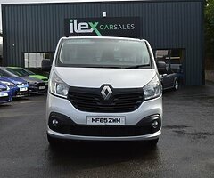 2015 Renault Renault Traffic