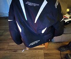 RST motorcycle jacket - Image 3/3