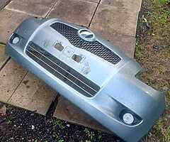 Bumper toyota yaris