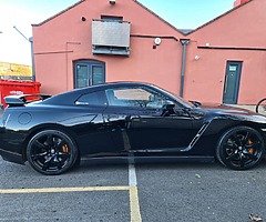 2009 Nissan GT-R - Image 3/9