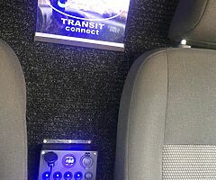 152 Ford connect low miles