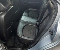 Jaguar X-Type 2.2 - Image 7/8