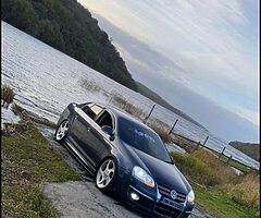 Looking for a set of 18” alloys