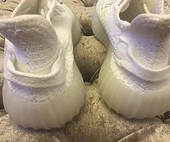 Adidas trainers size 5