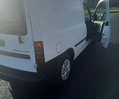 Van - Image 6/9