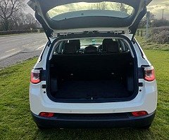 Jeep compass Nissan - Image 6/10