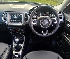 Jeep compass Nissan - Image 8/10