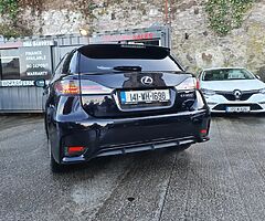 2014 Lexus CT200H - Image 5/10