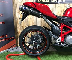 2009 Ducati Superbike - Image 4/10